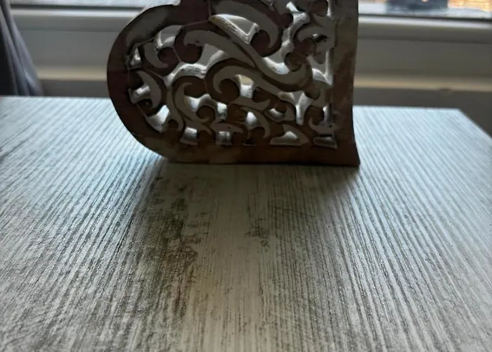 апартаменът у град アパート *