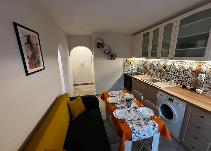 Apartament апартаменът у град *